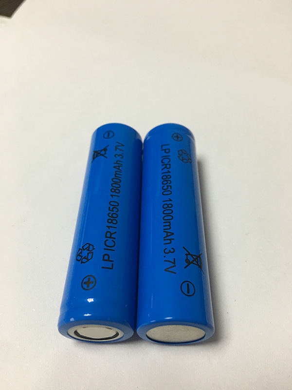 【1800MAH】18650鋰電池細節